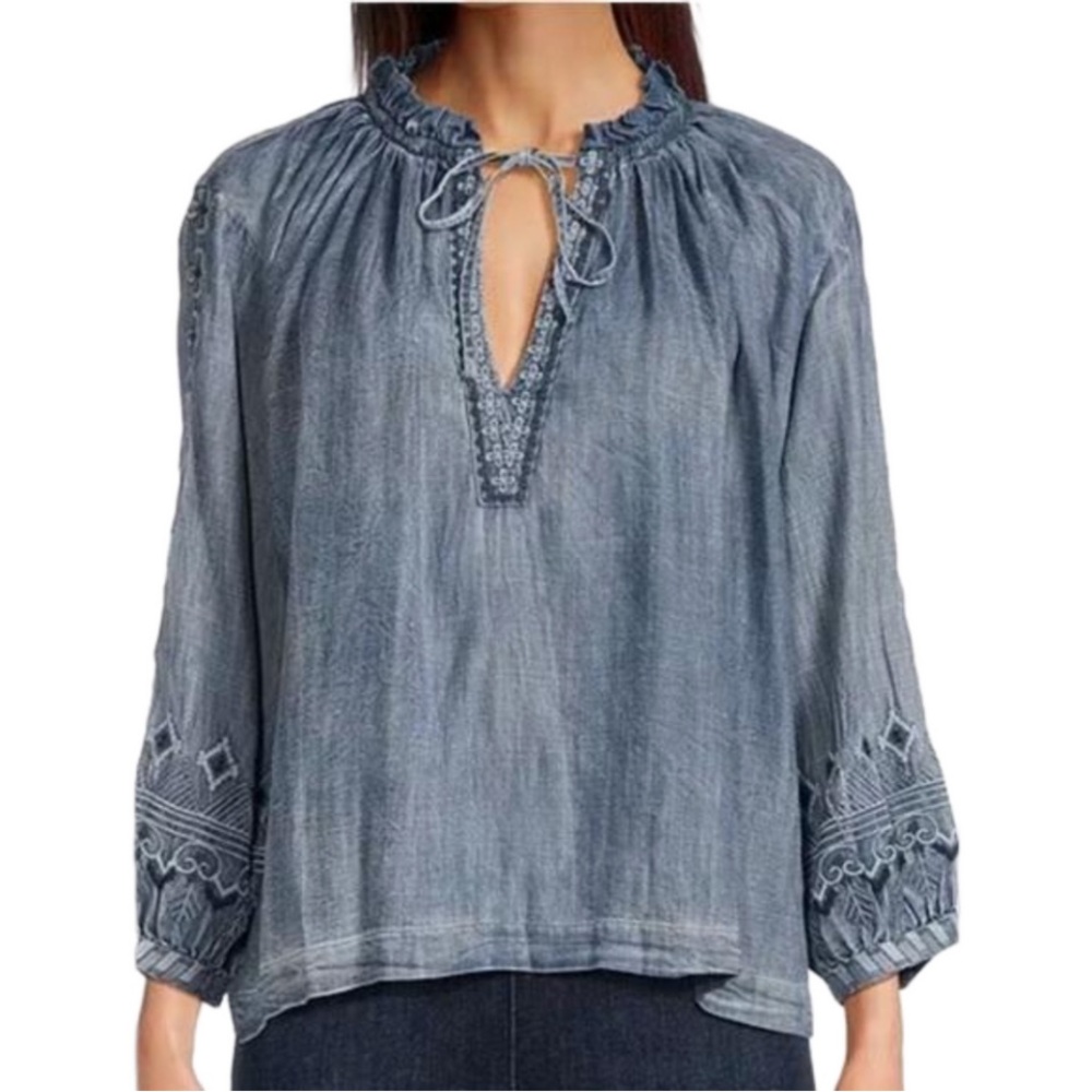 NWT WOMENS KYLA SEO L DETAIL TOP